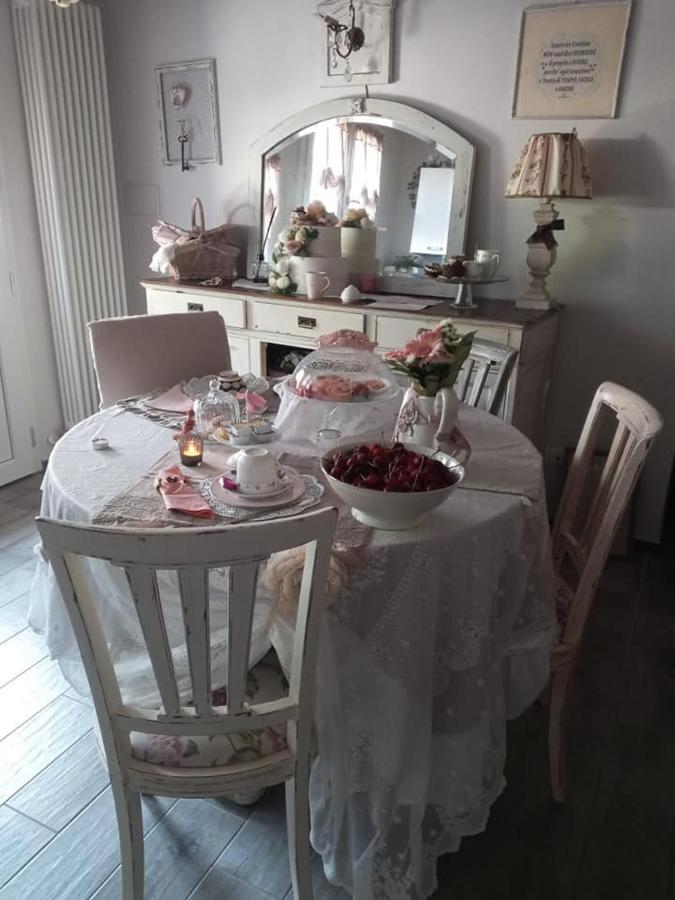 Bb Lady Bed and Breakfast Castelvetro di Modena Exteriör bild